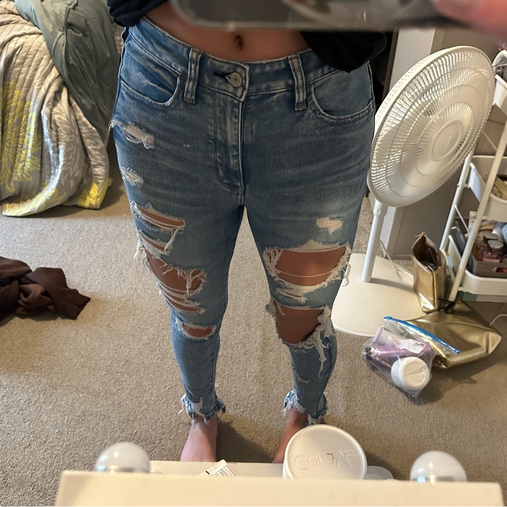 American eagle skinny ripped jeans